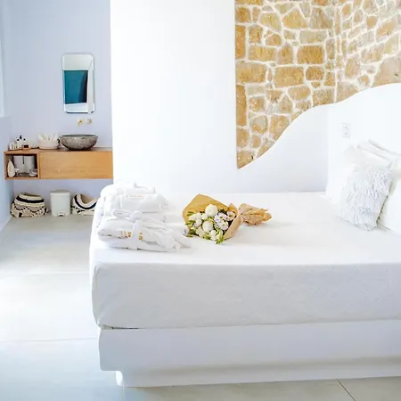 Nevo Mykonos 3*
